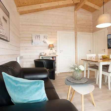 Seepark Ferienhaus Seelowe 28 度假居